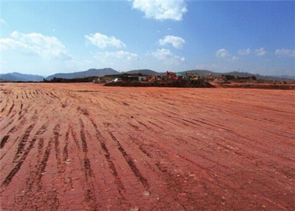 浅谈“三化同步”大视野下我国的耕地的发展前景